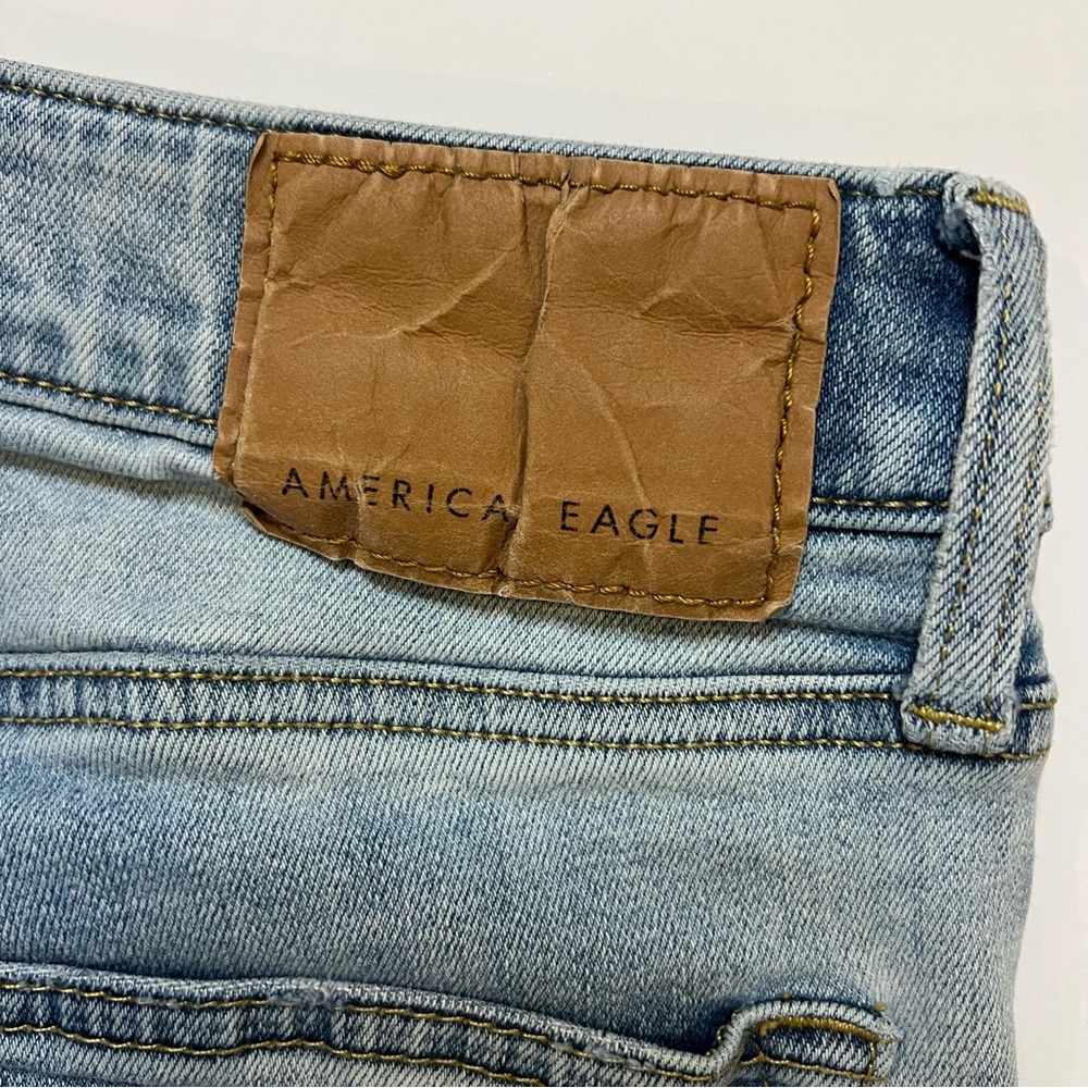 American Eagle Light Blue Slim-Straight Men's Jeans with Flex in 32/32